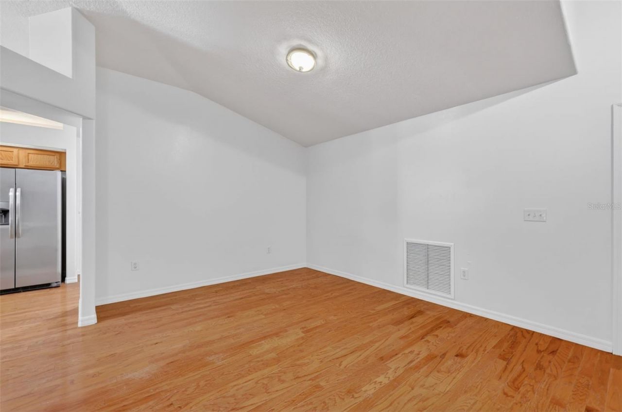 4943 Treasure Cay Road, Tavares, FL 32778 Photo