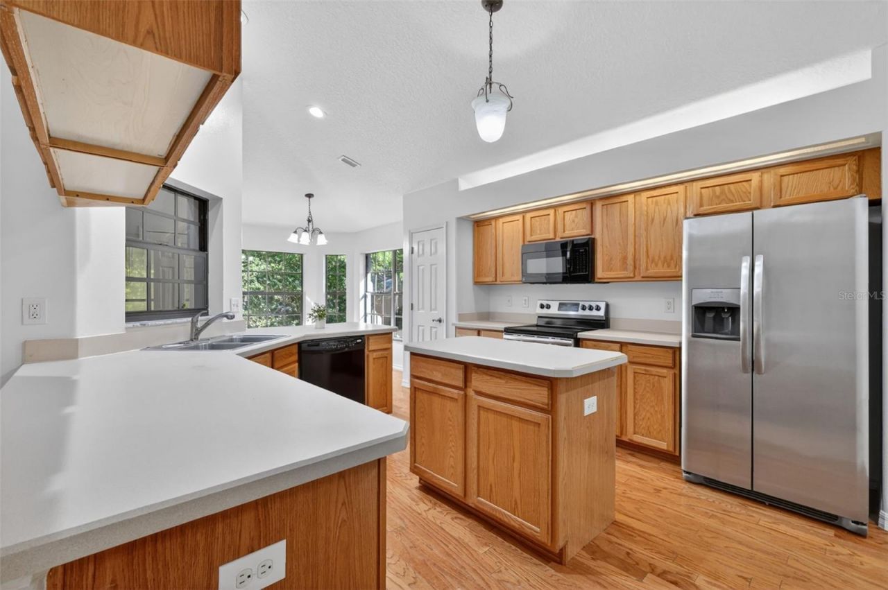 4943 Treasure Cay Road, Tavares, FL 32778 Photo