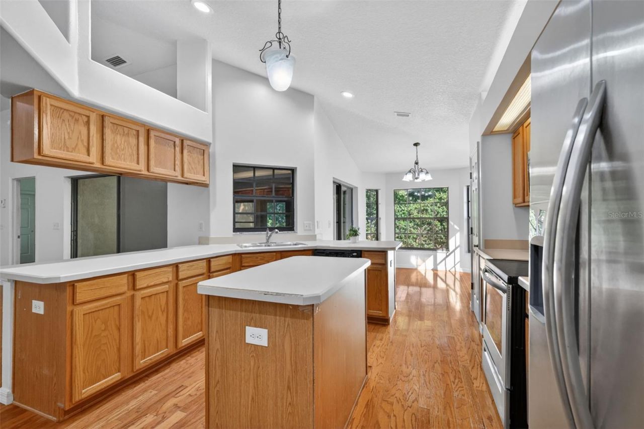 4943 Treasure Cay Road, Tavares, FL 32778 Photo
