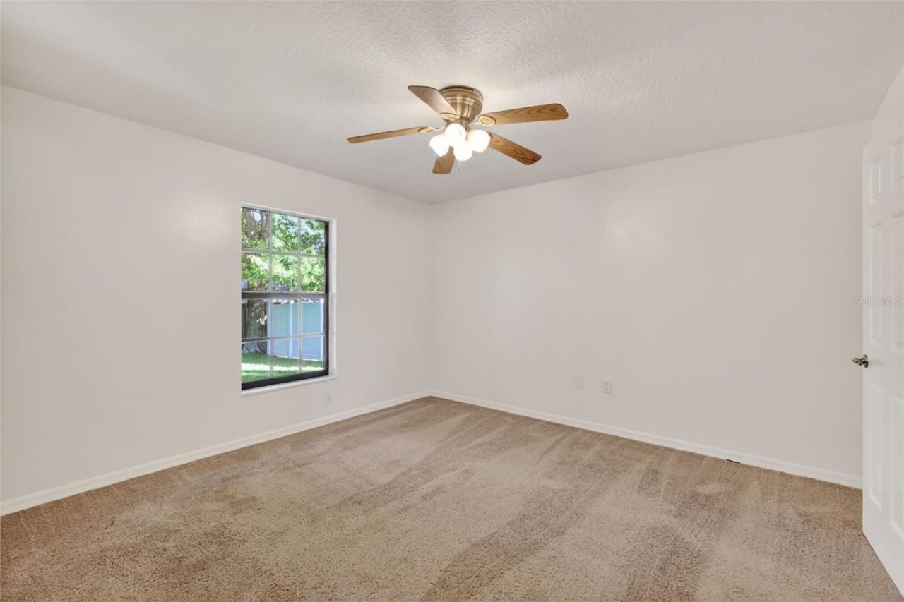 4943 Treasure Cay Road, Tavares, FL 32778 Photo