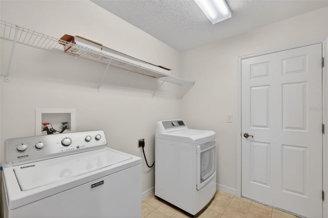 4943 Treasure Cay Road, Tavares, FL 32778 Photo