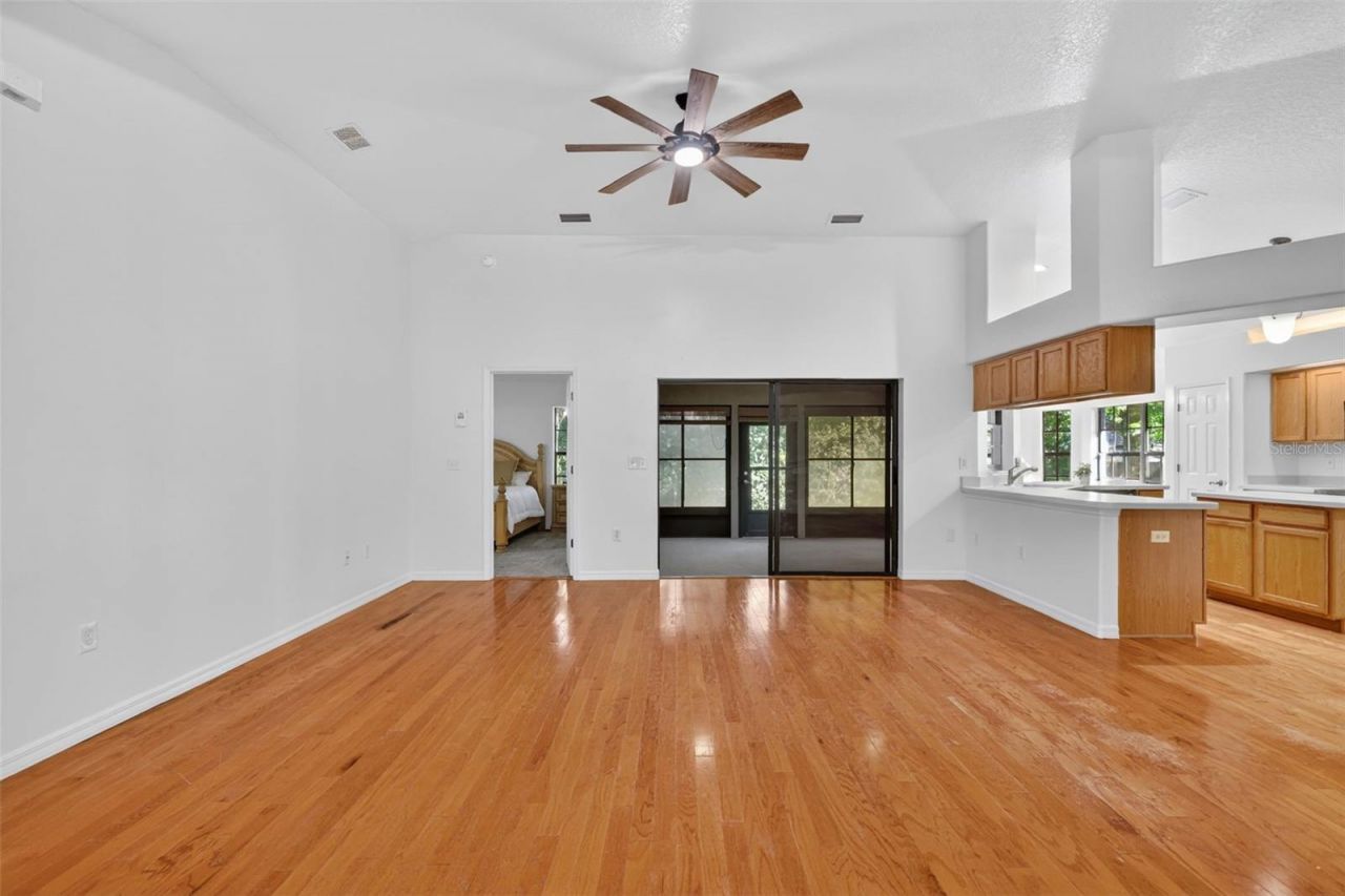 4943 Treasure Cay Road, Tavares, FL 32778 Photo