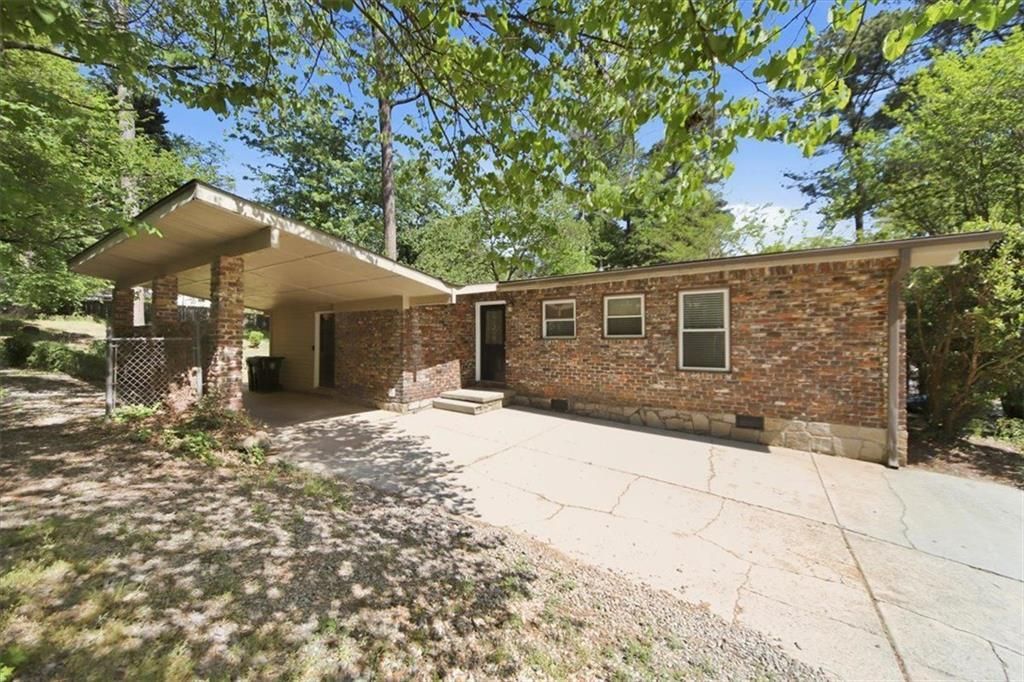 2432 Woodacres Road Ne, Atlanta, GA 30345 Main Photo