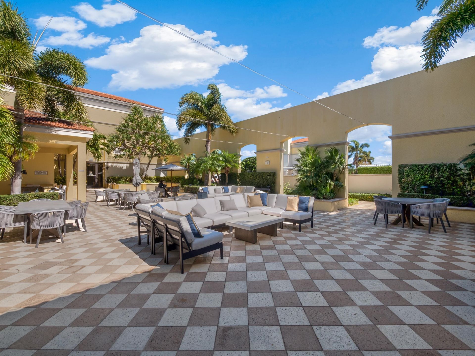 701 S Olive Avenue, Unit 2117, West Palm Beach, FL 33401 Photo