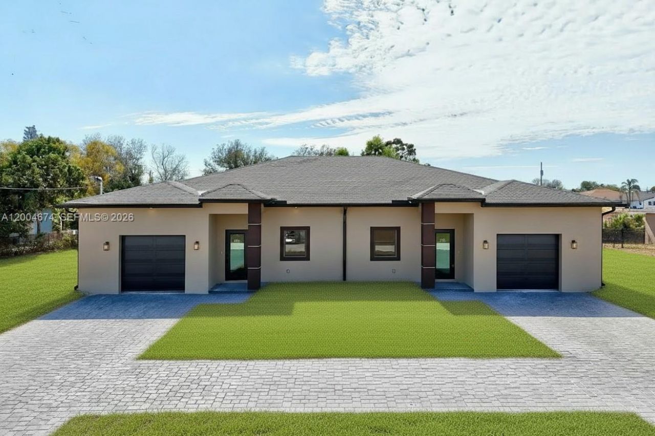 542/544 SE 6th Ter, Cape Coral, FL 33990 Photo