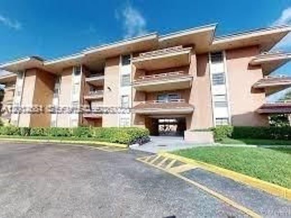 17600 NW 68th Ave, Unit B2009, Hialeah, FL 33015
