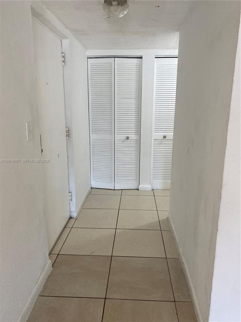 17600 NW 68th Ave, Unit B2009, Hialeah, FL 33015 Photo