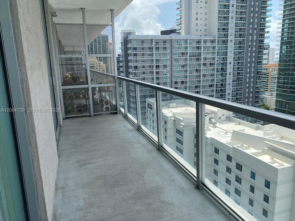 79 SW 12th St , Unit 2403-S, Miami, FL 33130 Photo