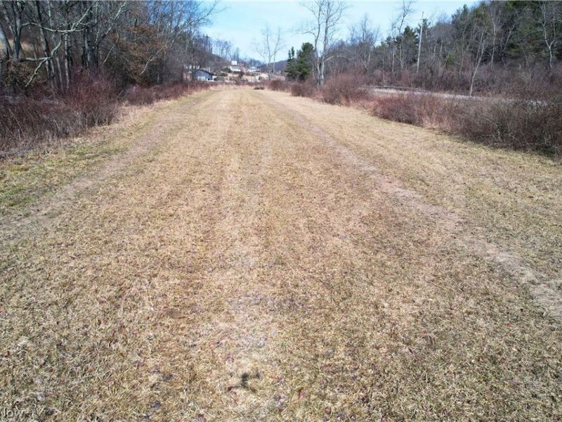 Stonecreek Road, Newcomerstown, OH 43840 Photo 13