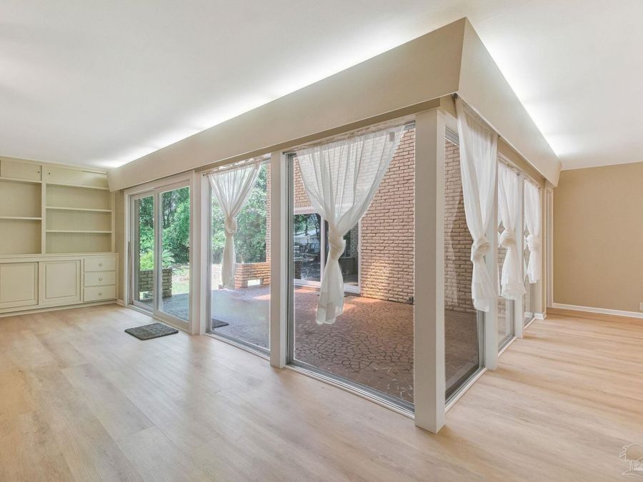 Property Image 70