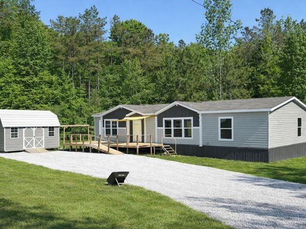 1779 County Road 171, Blue Springs, MS 38828