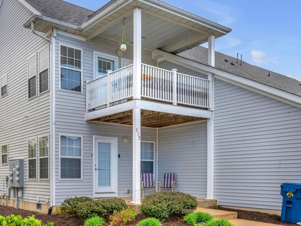 217 Prestwick Drive , Unit B, Valparaiso, IN 46385