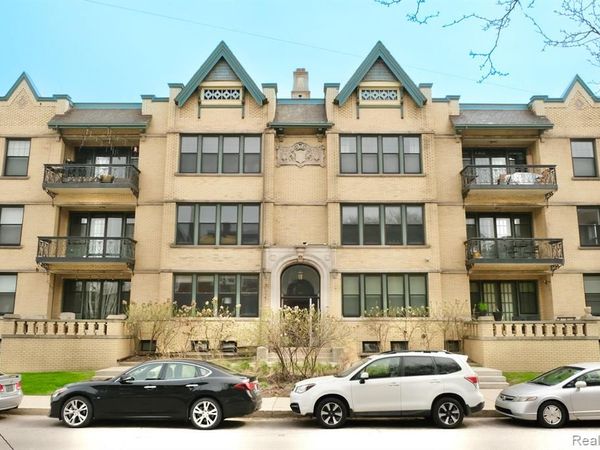 615 W Hancock Street, Detroit, MI 48201