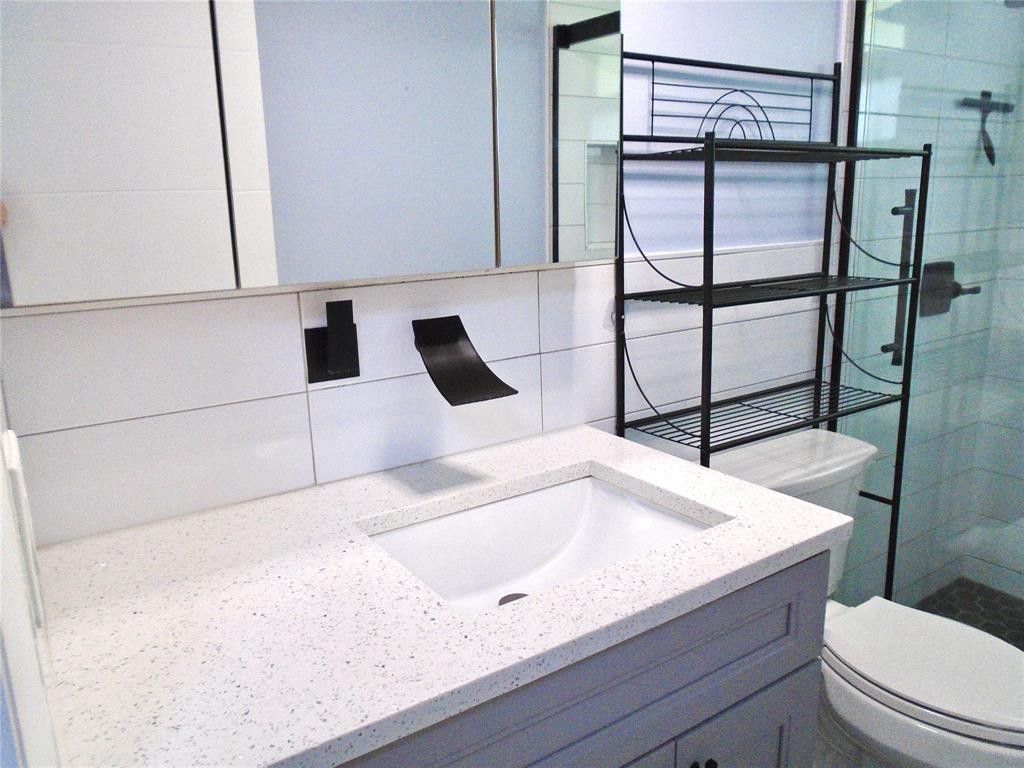 1991 NE 32nd Street, Unit 18, Lighthouse Point, FL 33064 Photo