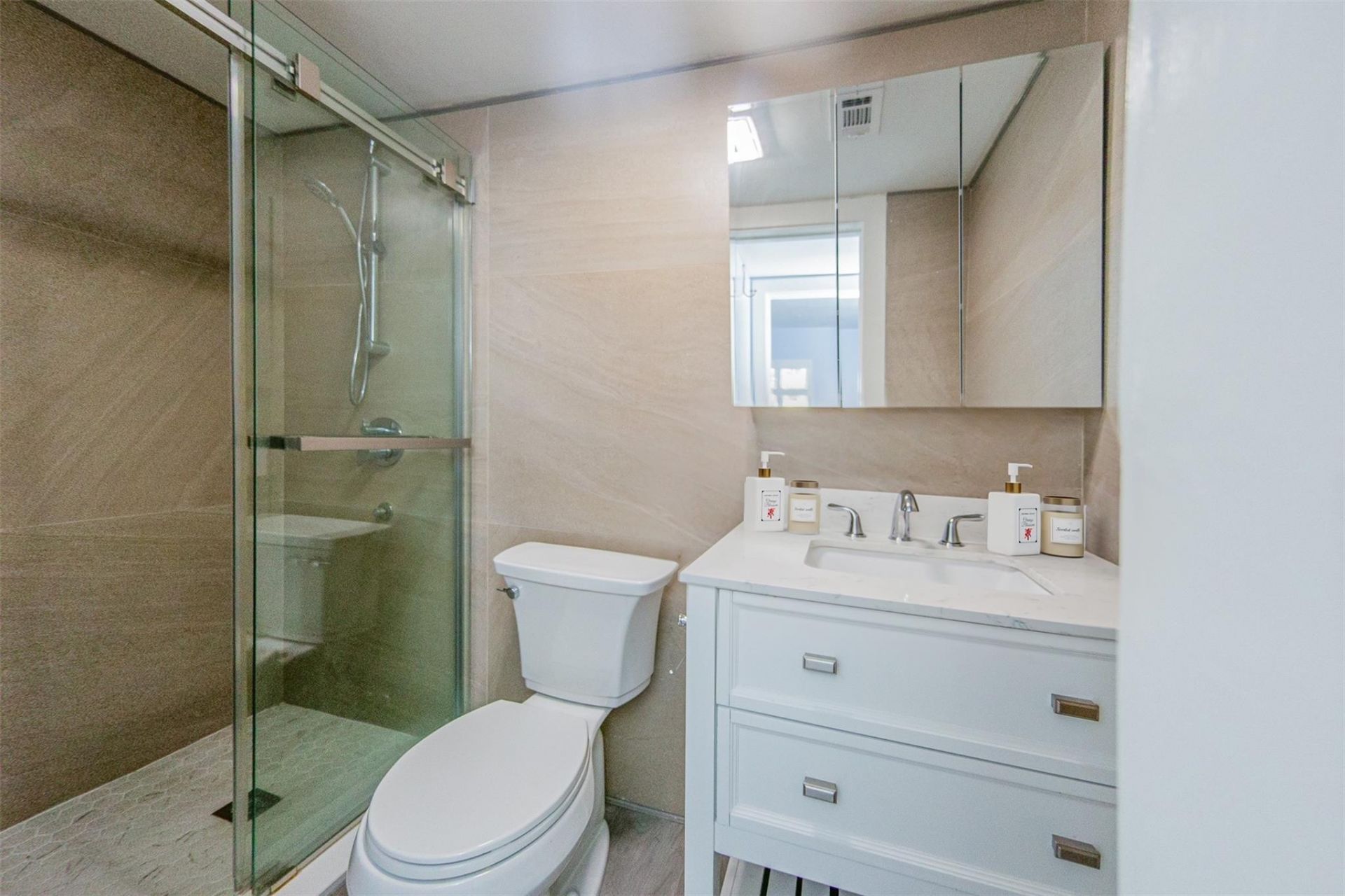 1991 NE 32nd Street, Unit 18, Lighthouse Point, FL 33064 Photo