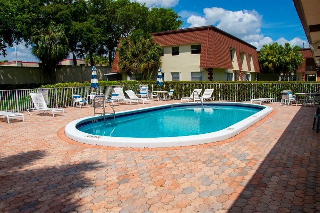 1991 NE 32nd Street, Unit 18, Lighthouse Point, FL 33064 Photo