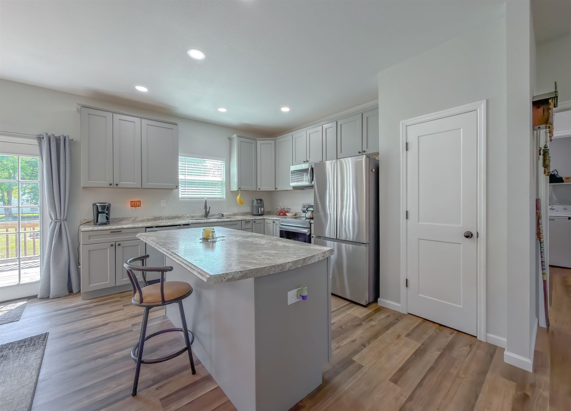 12634 NW Twin Oaks Drive, Bristol, FL 32321 Photo