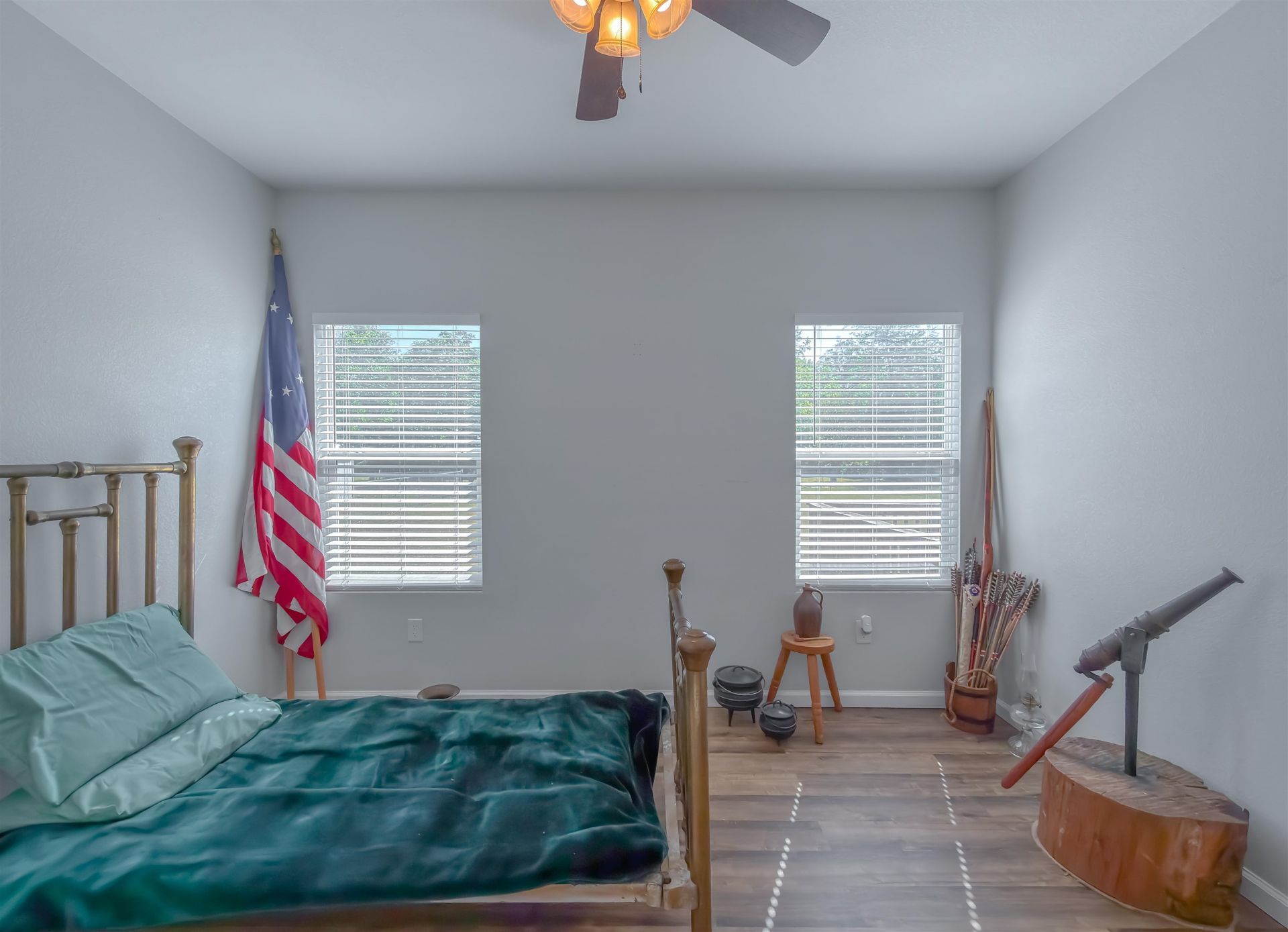 12634 NW Twin Oaks Drive, Bristol, FL 32321 Photo
