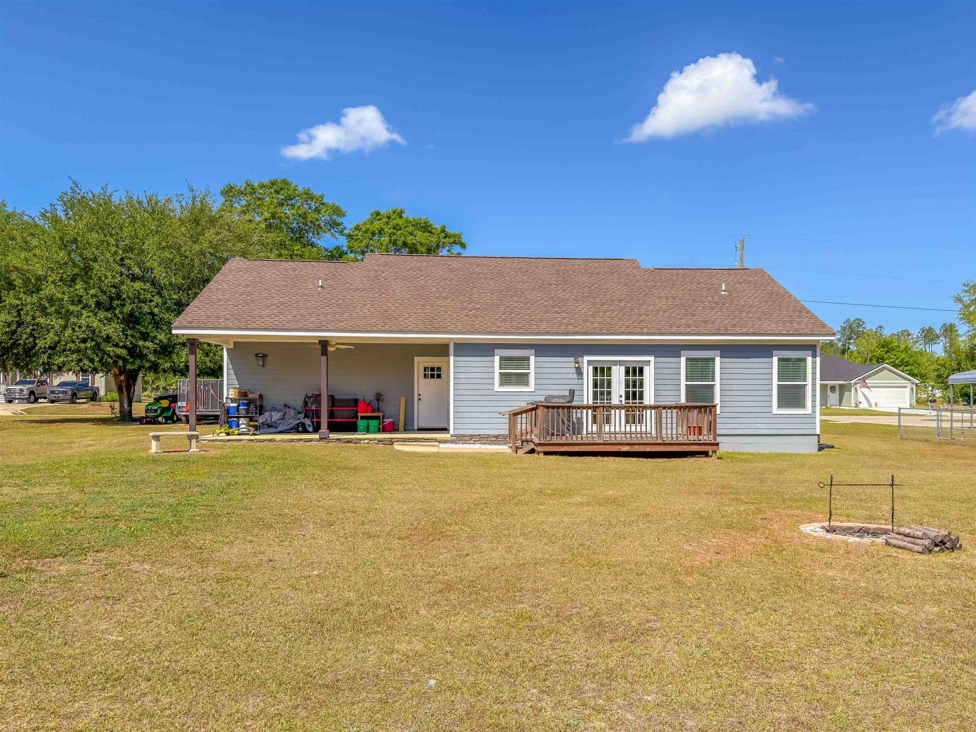 12634 NW Twin Oaks Drive, Bristol, FL 32321 Photo