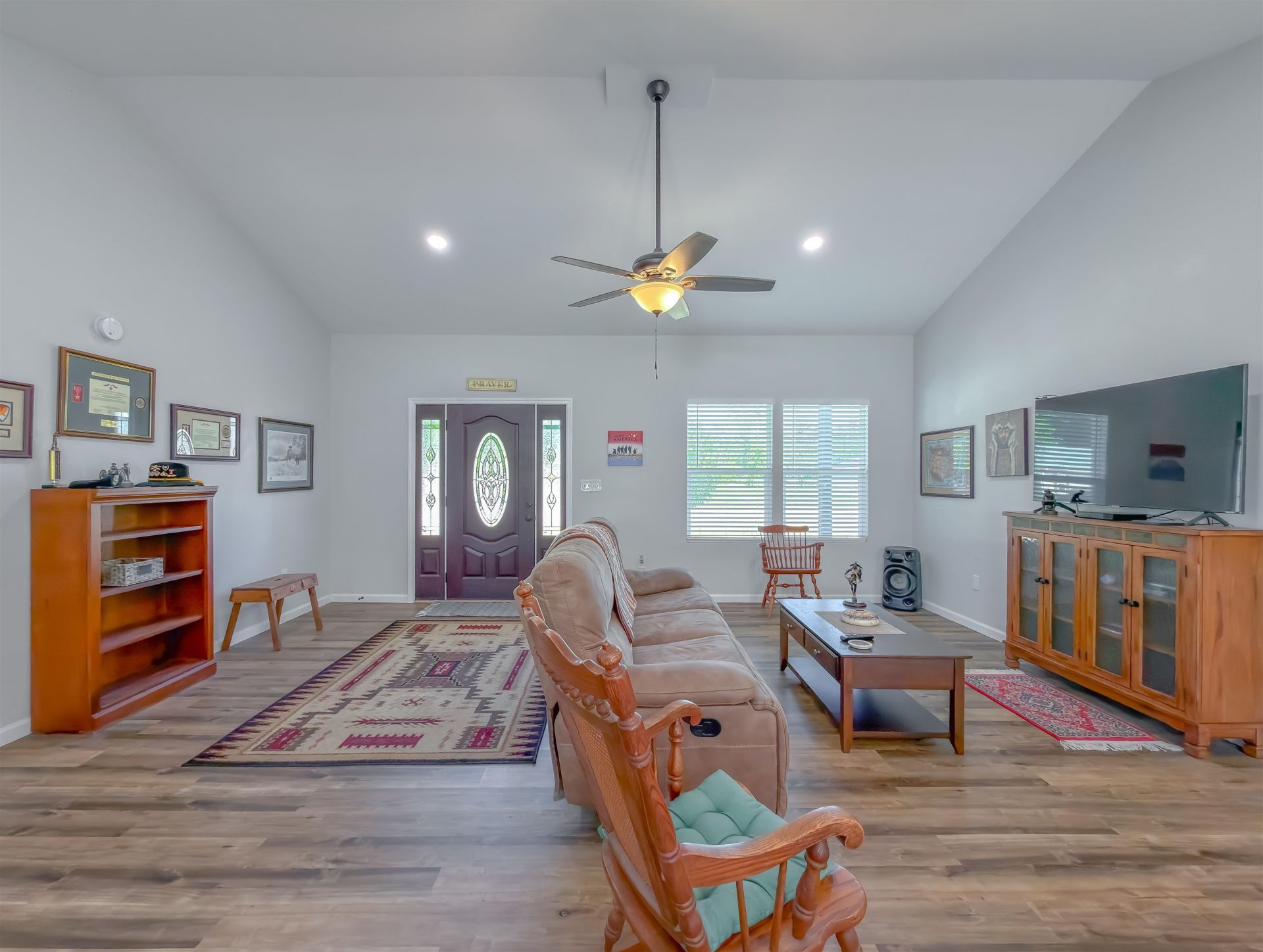 12634 NW Twin Oaks Drive, Bristol, FL 32321 Photo