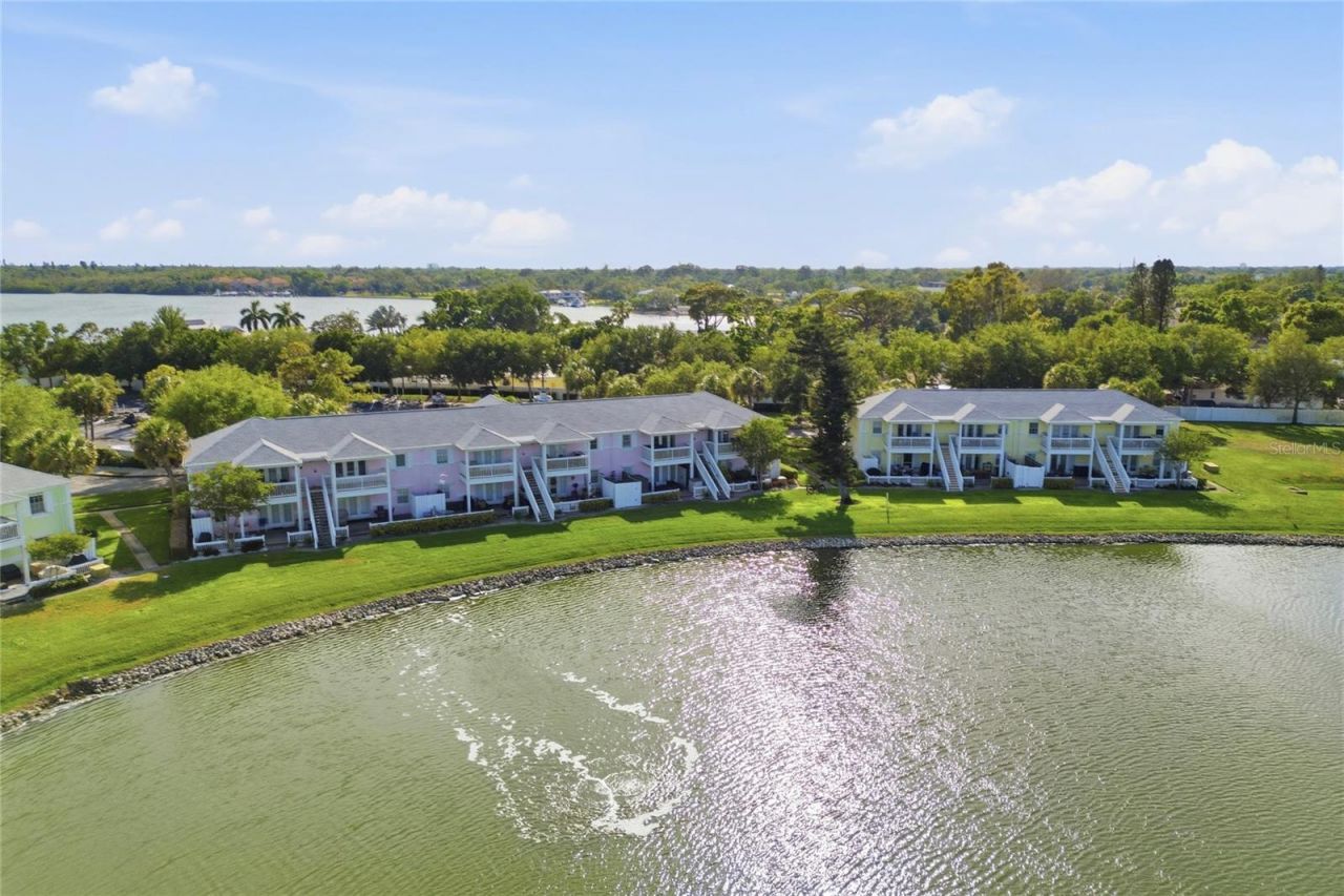 4754 Cobia Drive Se, Unit D, Saint Petersburg, FL 33705 Photo