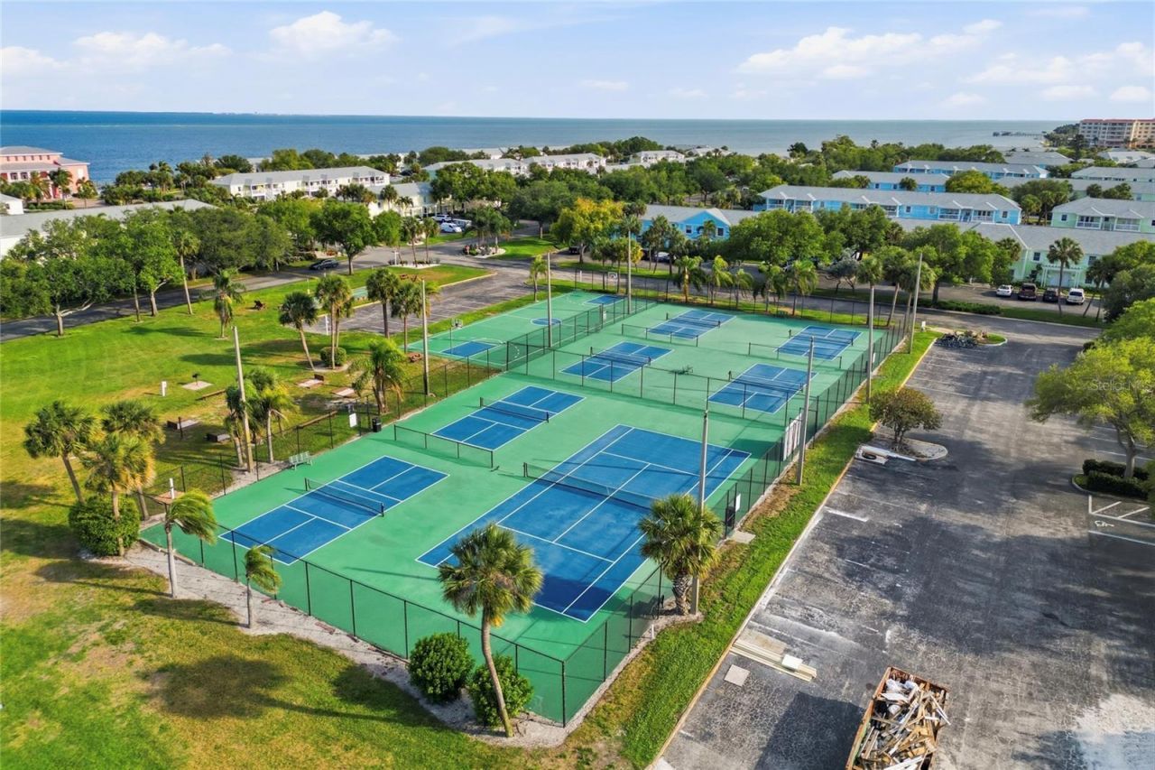 4754 Cobia Drive Se, Unit D, Saint Petersburg, FL 33705 Photo