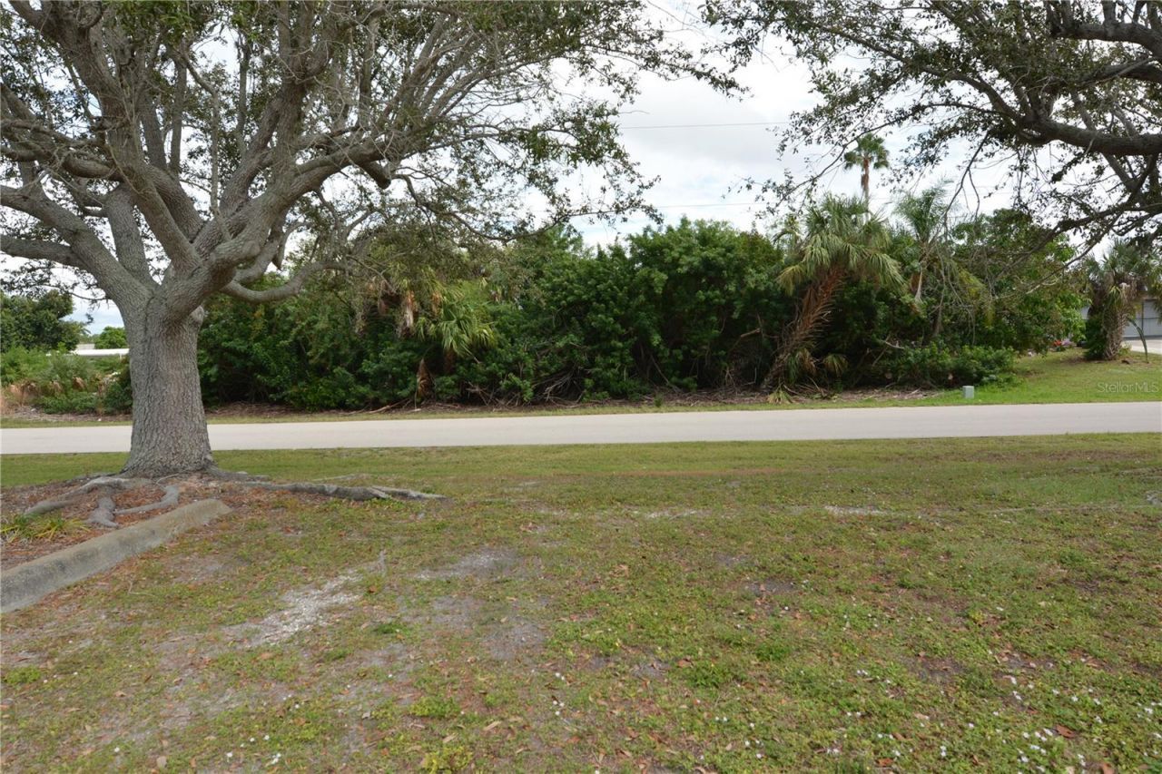 4114 Palm Drive, Punta Gorda, FL 33950 Photo