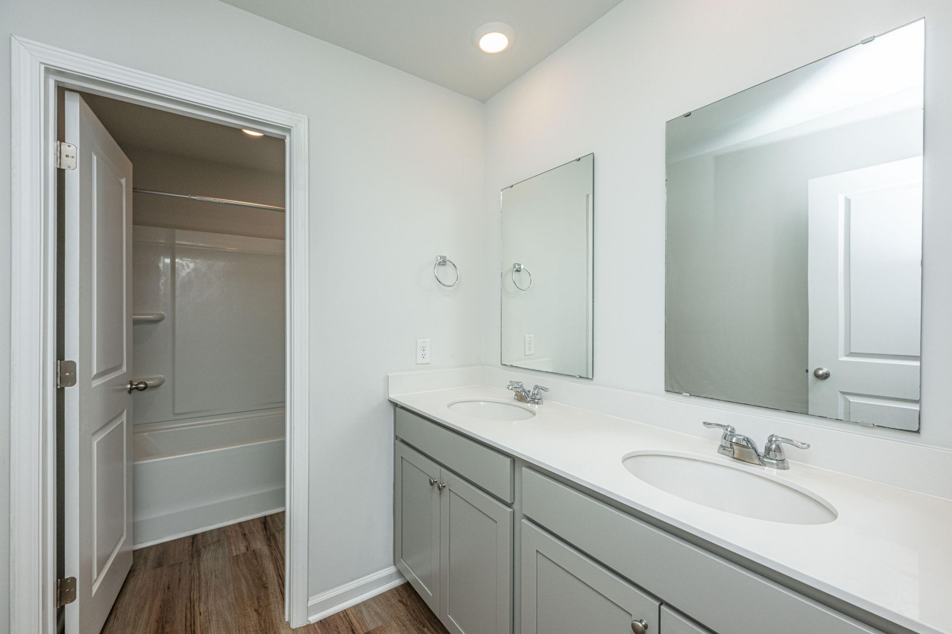 111 Akeley Lane Photo 17