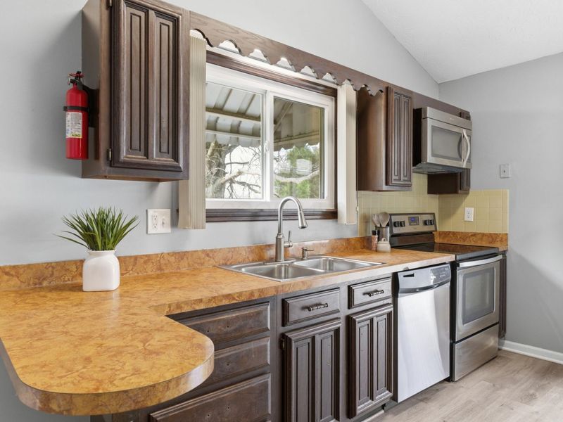 2885 Aljor Court, Columbus, OH 43219 Photo 22