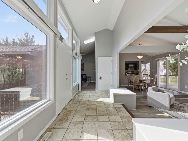 2885 Aljor Court, Columbus, OH 43219 Photo 5