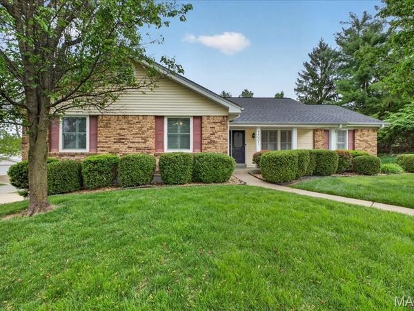 1331 Parkview Valley Drive , Ballwin, MO 63011