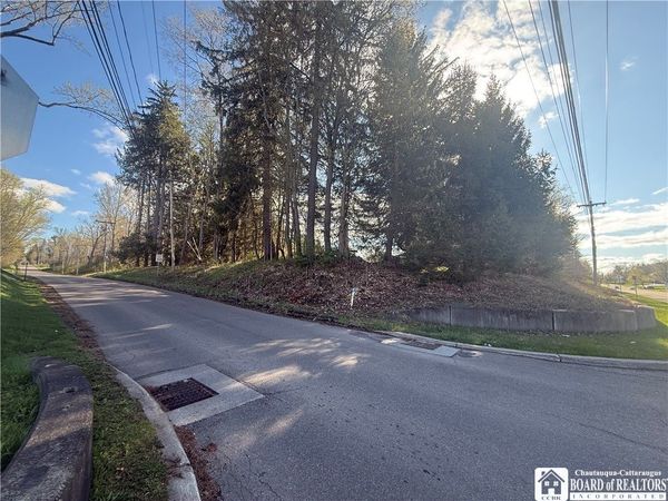 126 E Fairmount Avenue , Lakewood, NY 14750