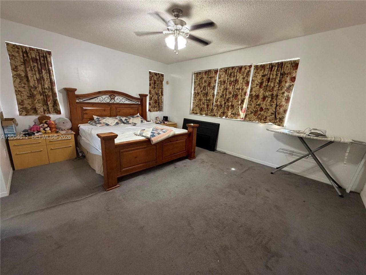 2329 NW 184th Ter, Pembroke Pines, FL 33029 Photo