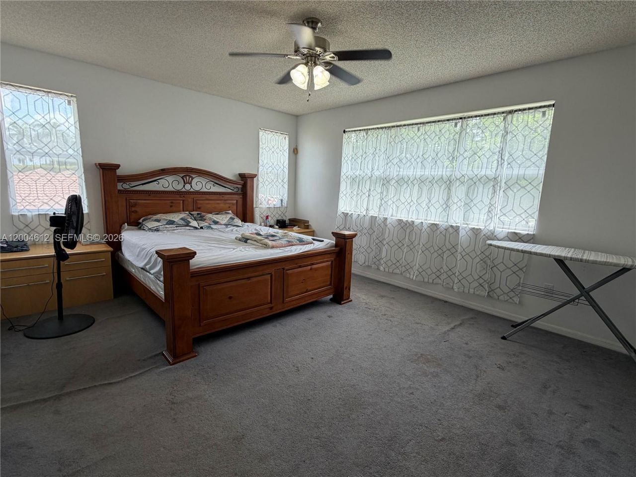 2329 NW 184th Ter, Pembroke Pines, FL 33029 Photo