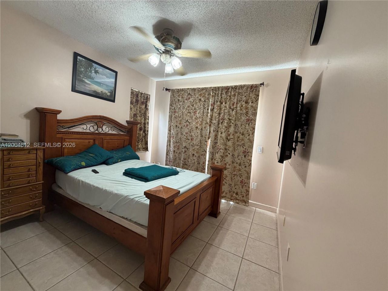 2329 NW 184th Ter, Pembroke Pines, FL 33029 Photo