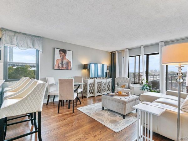 25-40 Shore Boulevard , Unit 6A, Astoria, NY 11102