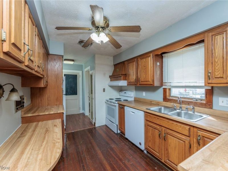 241 S Freedom Street, Ravenna, OH 44266 Photo 13