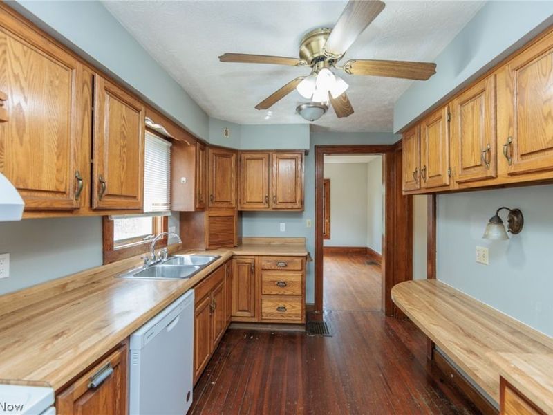 241 S Freedom Street, Ravenna, OH 44266 Photo 15