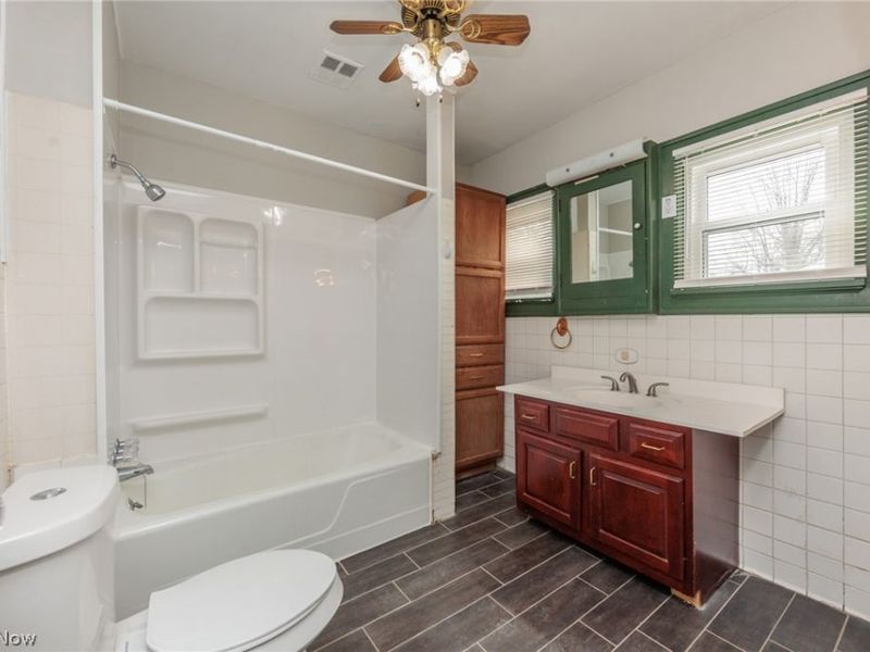 241 S Freedom Street, Ravenna, OH 44266 Photo 17