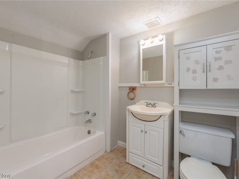 241 S Freedom Street, Ravenna, OH 44266 Photo 25