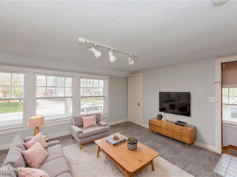 241 S Freedom Street, Ravenna, OH 44266 Photo 9