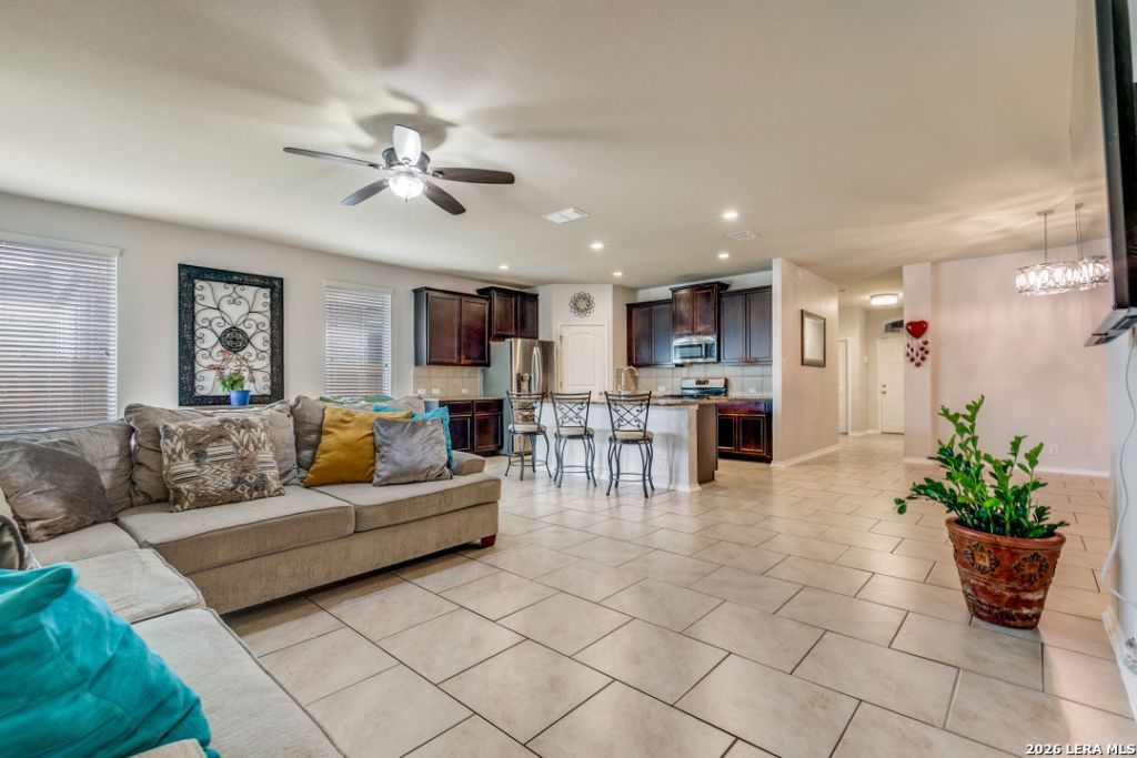 8512 Samsel Falls, San Antonio, TX 78254 Main Photo
