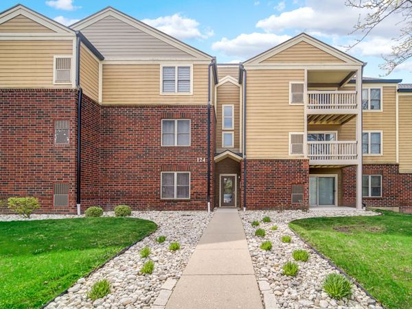 124 Glengarry Drive , Unit 302, Bloomingdale, IL 60108