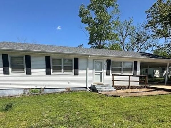 222 Johnson Street , West Plains, MO 65775