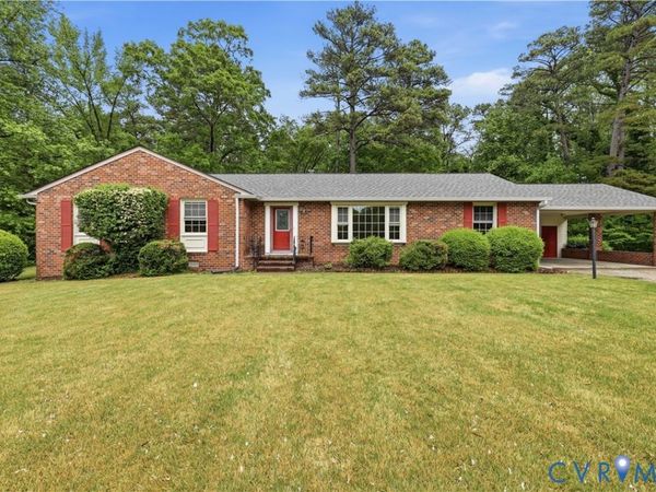 118 Flintlock Drive , Colonial Heights, VA 23834