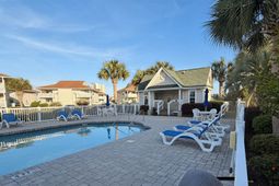 301 Shorehaven Dr.  photo 4