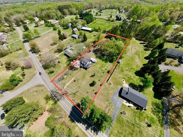 181 SANFORD DRIVE , FREDERICKSBURG, VA 22406