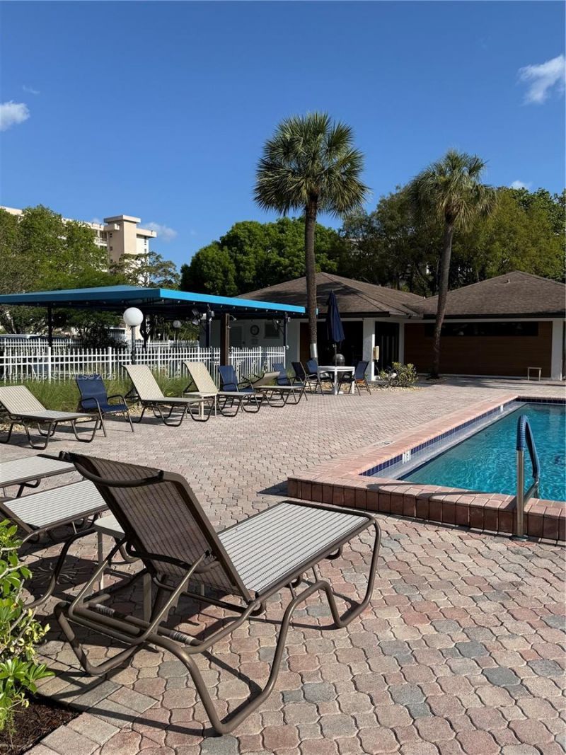 2691 S Course Dr, Unit 202, Pompano Beach, FL 33069 Photo