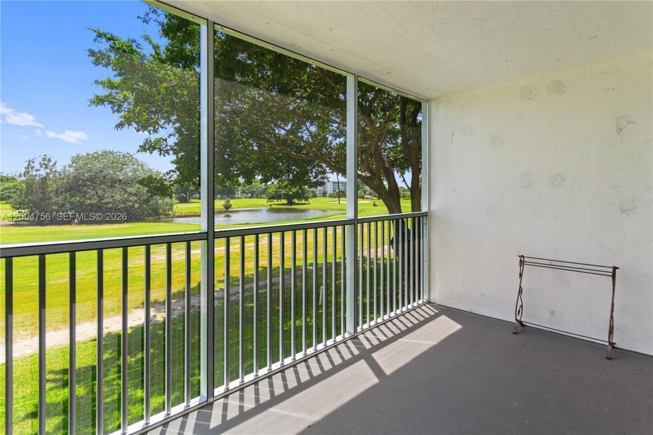 2691 S Course Dr, Unit 202, Pompano Beach, FL 33069 Photo