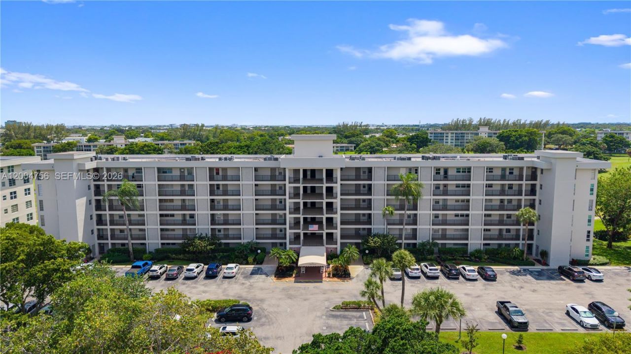 2691 S Course Dr, Unit 202, Pompano Beach, FL 33069 Photo